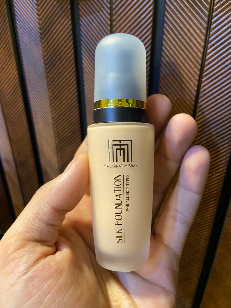 Masarrat Misbah Silk Foundation Smooth & Flawless Coverage