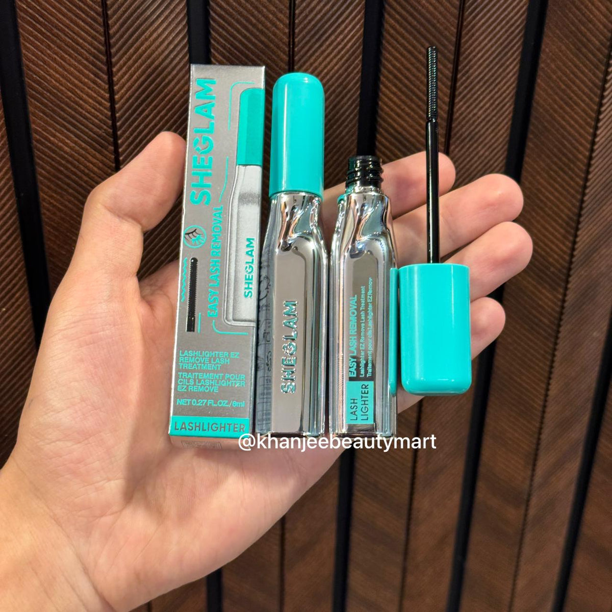 SheGlam Easy Lash Removal