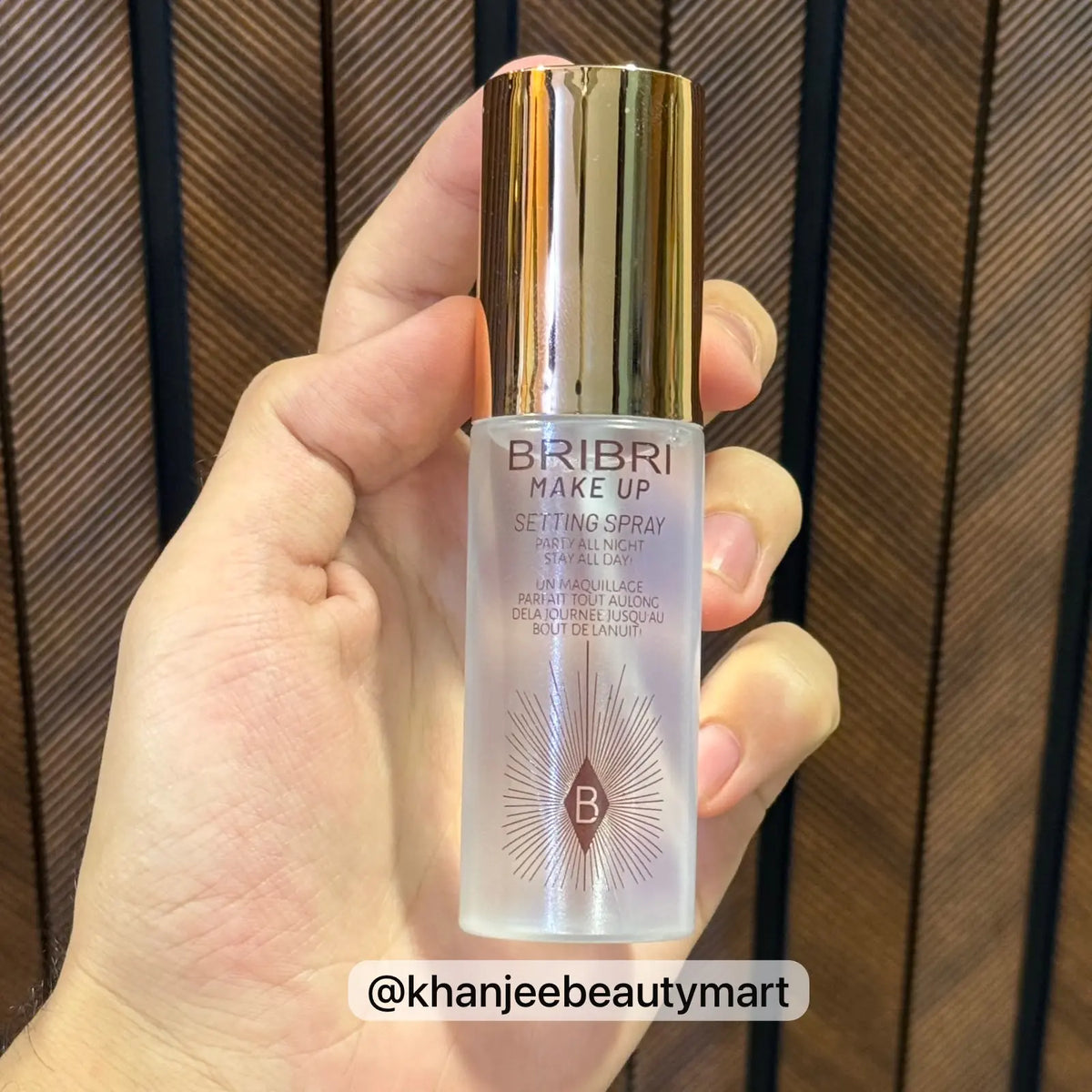 BRIBRI MAKE UP Long-Lasting Setting Spray.
