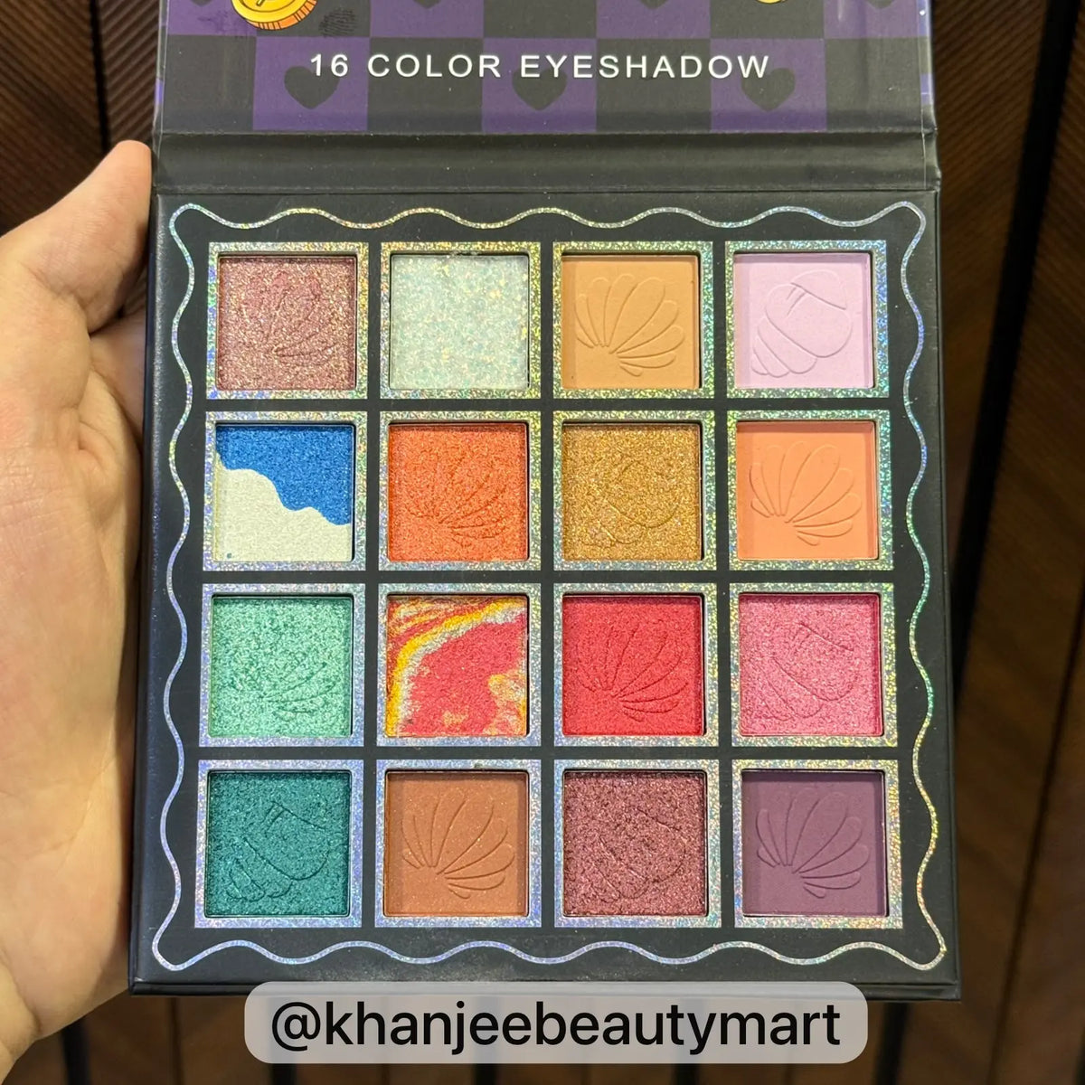 Colorful Rainbow Seashell 16-Color Eyeshadow Palette
