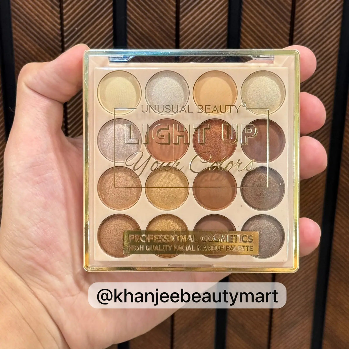 UnUsual Beauty 2 in 1 (Eyeshadow +Blush+Highliter) Makeup Pallete
