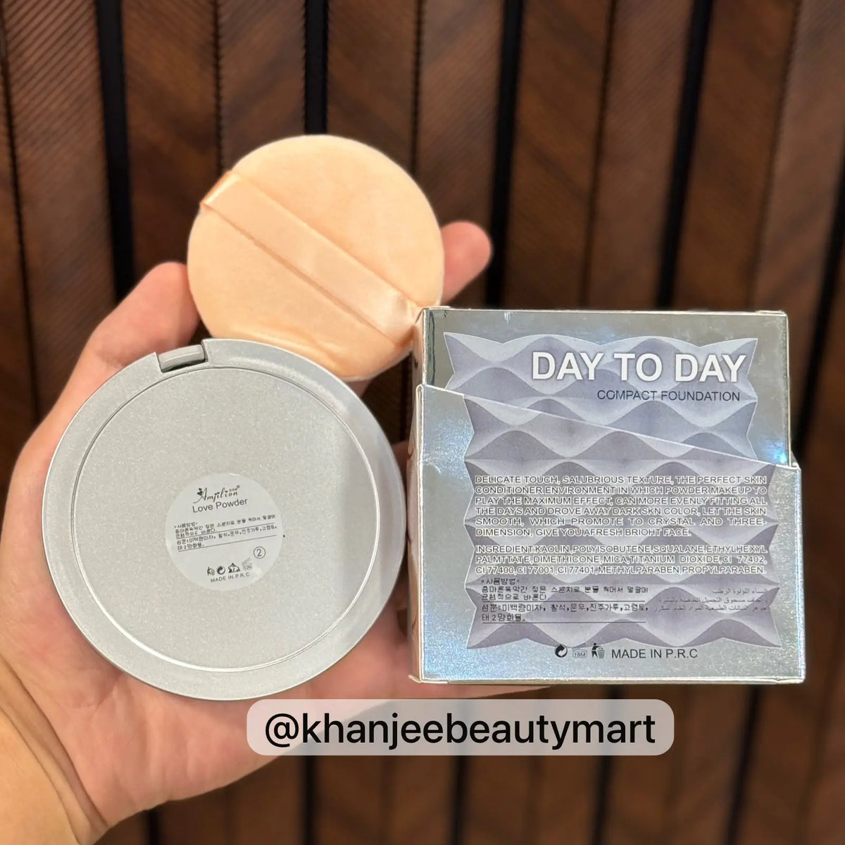 Queen of Roses Day To Day Oil Control SPF 25  B.B Compact Powder