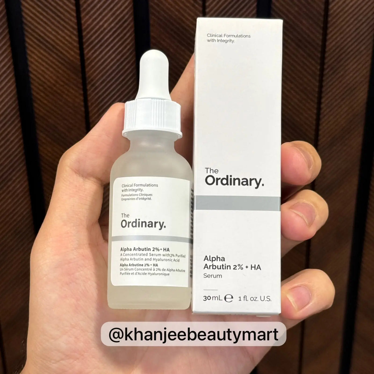 The Ordinary Alpha Arbutin 2% + HA Serum – A Concentrated Serum with 2% Purified Alpha Arbutin and Hyaluronic Acid – 30 ml / 1 fl. oz. U.S.