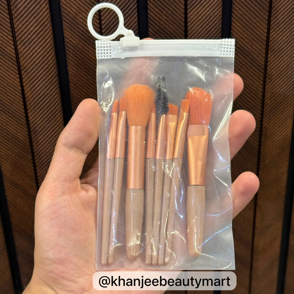 8-Piece Makeup Brush Set – Face & Eye Makeup Brushes