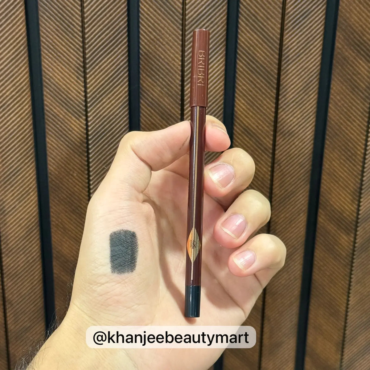 BRIBRI ROOK 'M' ROLL Iconic Liquid Eye Pencil