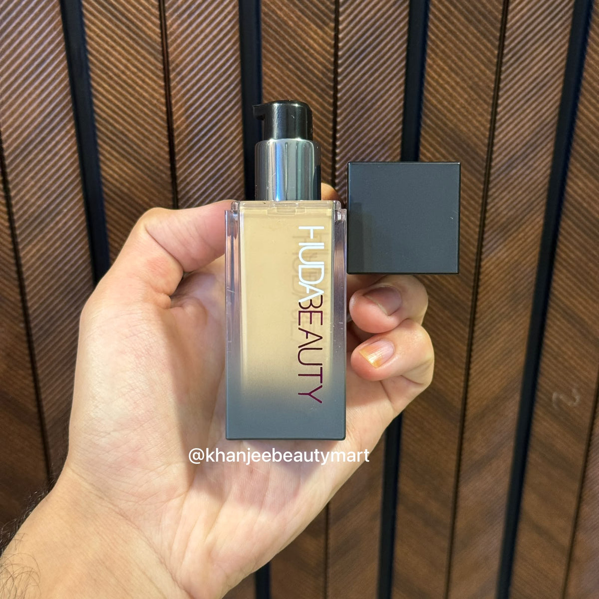 Huda Beauty #FauxFilter Luminous Matte Full Coverage Liquid Foundation