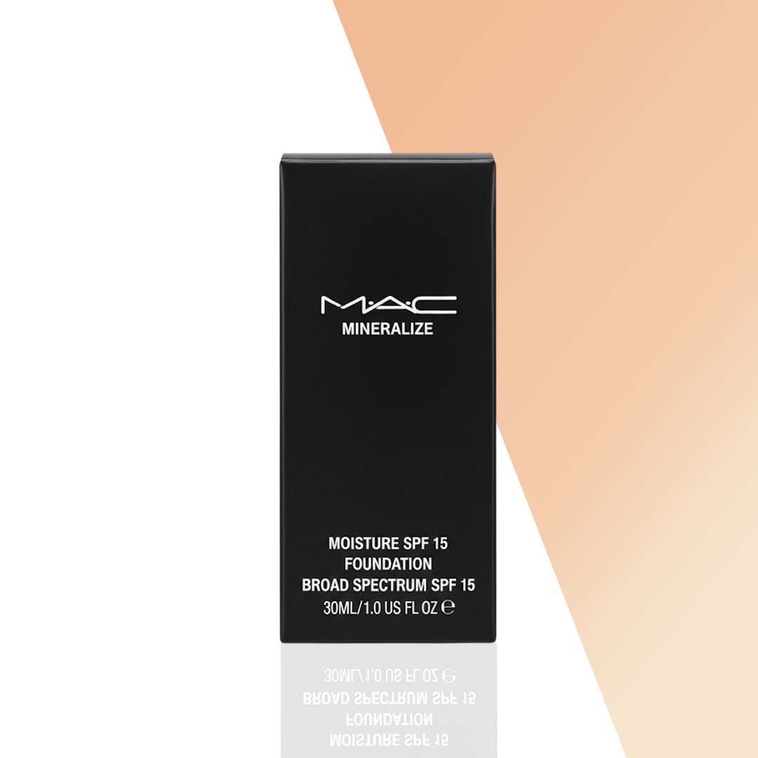 MAC Mineralize Moisture SPF 15 Foundation